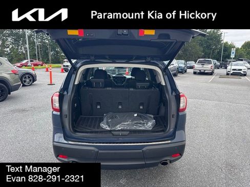 Used 2024 Subaru Ascent Onyx Edition Limited w/ Popular Package Onyx AWD/4WD image 10