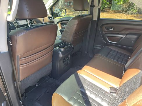 Used 2017 Nissan Titan Platinum Reserve RWD image 12