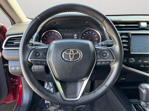 Used 2018 Toyota Camry XSE FWD image 24