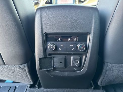 Certified 2024 Buick Enclave Avenir AWD/4WD image 38