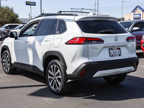 Certified 2023 Toyota Corolla Cross XLE w/ Convenience Package image 23