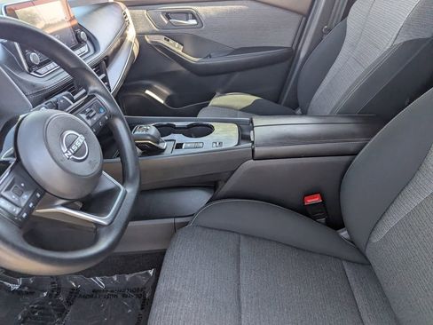 Certified 2023 Nissan Rogue SV image 19