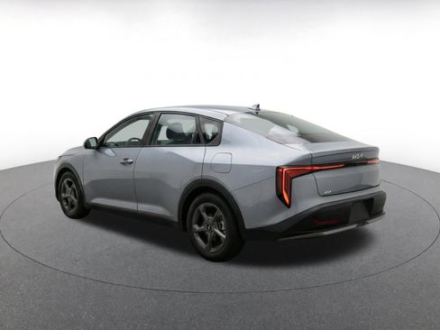 Used 2025 Kia K4 FWD image 7
