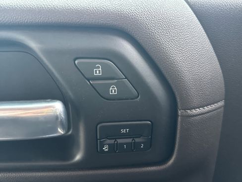 Certified 2020 GMC Sierra 1500 Denali w/ Denali Ultimate Package image 11