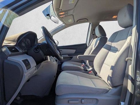 Used 2016 Honda Odyssey LX image 16