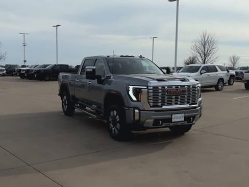 New 2026 GMC Sierra 2500 Denali w/ Denali Reserve Package AWD/4WD image 3