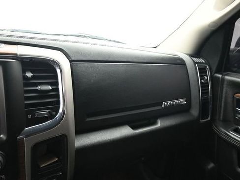 Used 2016 RAM 1500 Laramie w/ Convenience Group AWD/4WD image 30