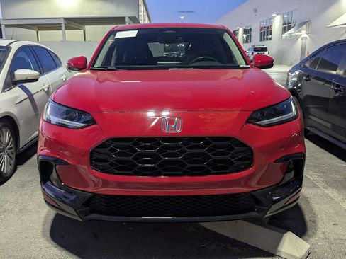 Used 2023 Honda HR-V EX-L image 2