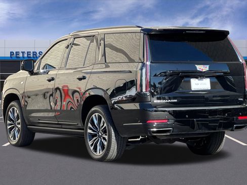Used 2025 Cadillac Escalade Sport Platinum w/ LPO, Floor Liner Package AWD/4WD image 6