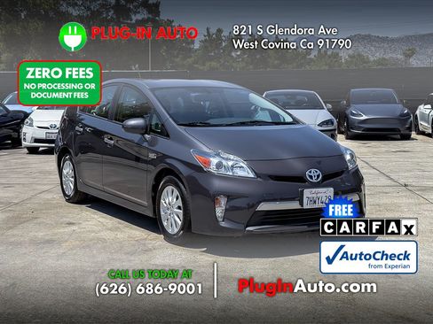 Used 2015 Toyota Prius Prime Advanced FWD image 3