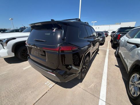 Used 2026 Toyota RAV4 XSE w/ Panoramic Sun Roof Package AWD/4WD image 5