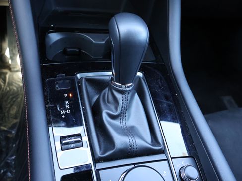 Certified 2025 MAZDA MAZDA3 Carbon image 26