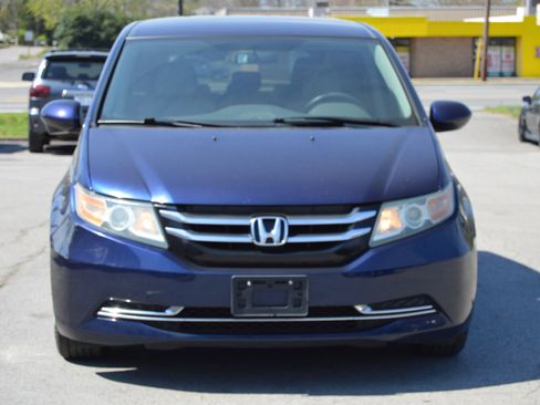 Used 2016 Honda Odyssey SE image 3