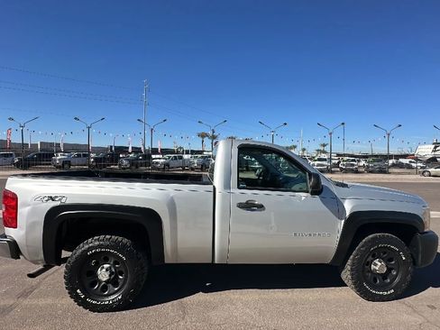 Used 2010 Chevrolet Silverado 1500 W/T image 6