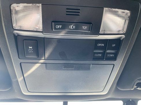 Used 2017 Toyota Tacoma TRD Sport w/ Premium & Technology Package AWD/4WD image 24
