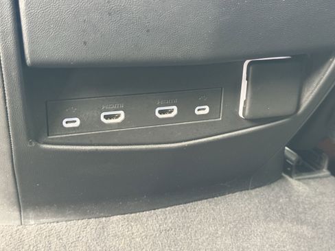 Used 2021 Cadillac Escalade Premium Luxury w/ Driver Assist Tech Package image 25