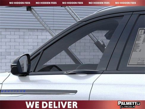 New 2026 Lincoln Nautilus Reserve image 20