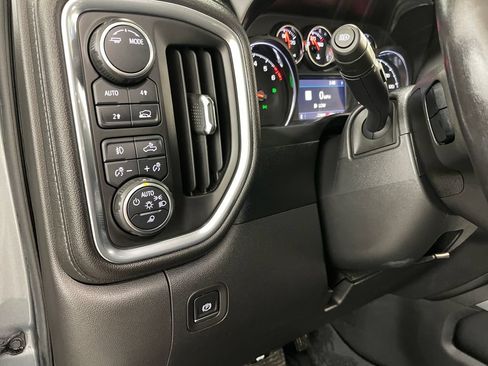 Certified 2021 Chevrolet Silverado 1500 LTZ w/ LTZ Premium Package AWD/4WD image 34