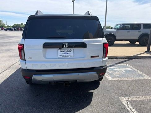 Used 2026 Honda Passport TrailSport Elite image 5