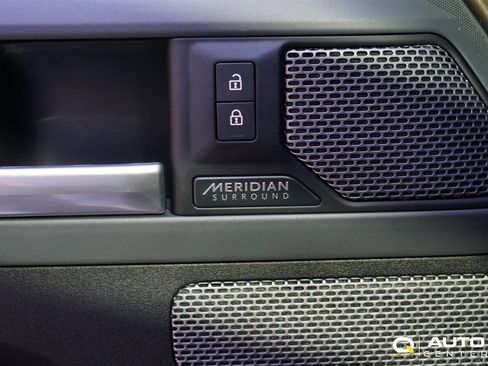 Used 2021 Land Rover Defender 110 X image 16