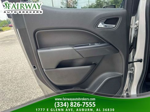 Used 2017 Chevrolet Colorado LT w/ LT Convenience Package RWD image 26