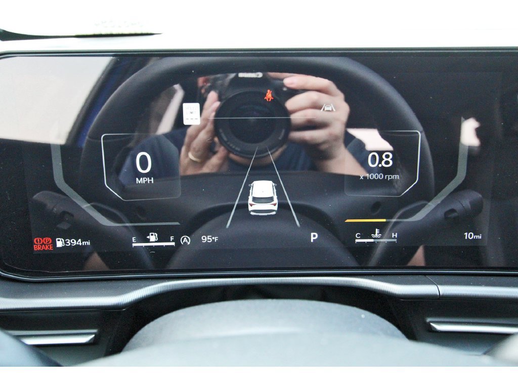 New 2026 Kia Sportage SX FWD image 13