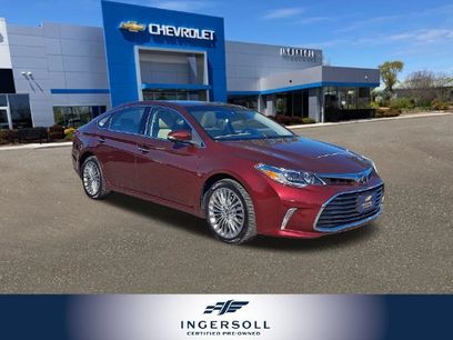 Used 2018 Toyota Avalon Limited w/ All Weather Liner Package