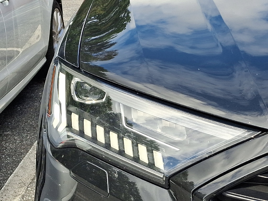 Certified 2023 Audi Q7 3.0T Prestige AWD/4WD image 4