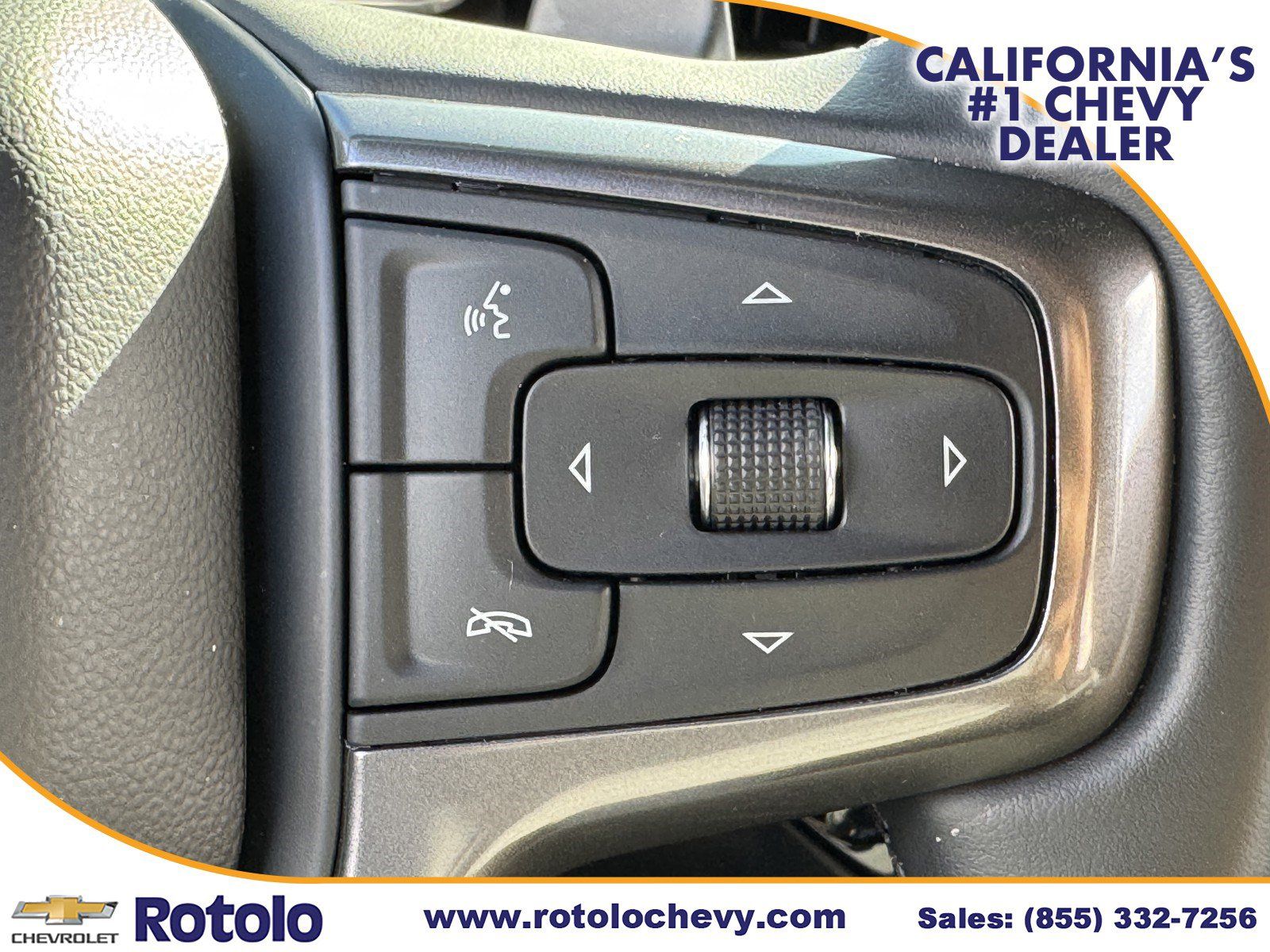 Used 2024 Chevrolet Silverado 1500 ZR2 w/ Technology Package AWD/4WD image 25
