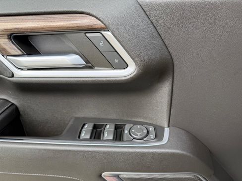 Used 2022 Chevrolet Silverado 1500 LT image 27