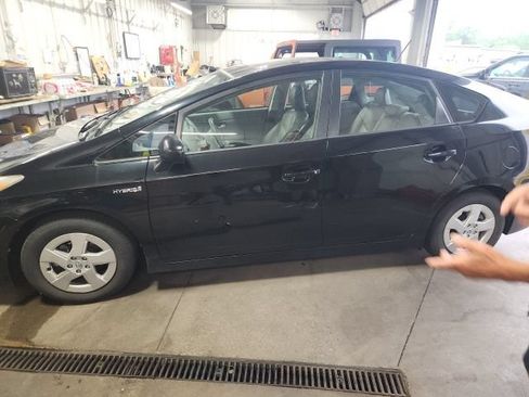 Used 2010 Toyota Prius Two FWD image 9