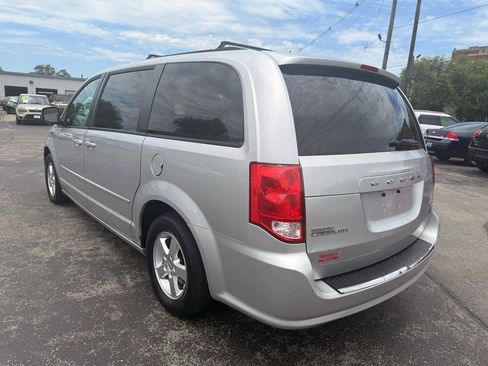 Used 2012 Dodge Grand Caravan SXT FWD image 4