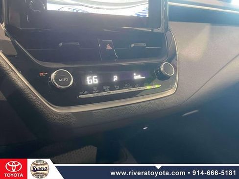 Used 2024 Toyota Corolla LE w/ LE Convenience Package FWD image 29
