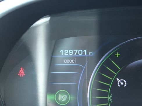 Used 2017 Chevrolet Volt LT w/ Comfort Package image 26