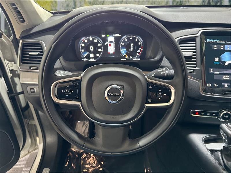 Used 2022 Volvo XC90 T5 Momentum AWD/4WD image 18