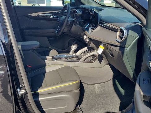 New 2026 Chevrolet TrailBlazer ACTIV w/ Convenience Package FWD image 13