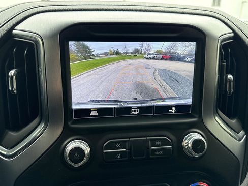 Used 2023 GMC Sierra 2500 SLE w/ SLE Value Package; AWD/4WD image 23