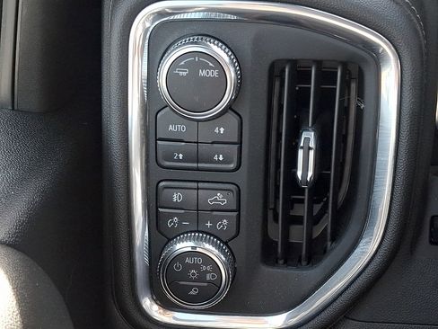 Used 2023 GMC Sierra 2500 Denali w/ Denali Ultimate Package AWD/4WD image 25