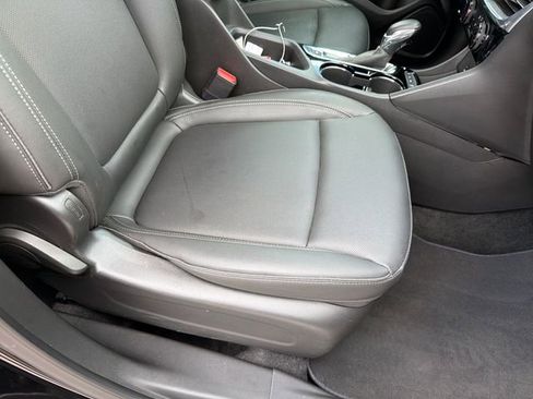 Used 2024 Buick Encore GX Sport Touring w/ Comfort Package AWD/4WD image 27