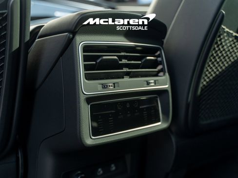 Used 2023 Audi RS Q8 image 33