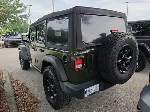Used 2022 Jeep Wrangler Unlimited Sport AWD/4WD image 5