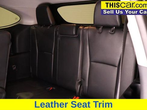 Used 2021 Toyota Highlander Platinum image 25