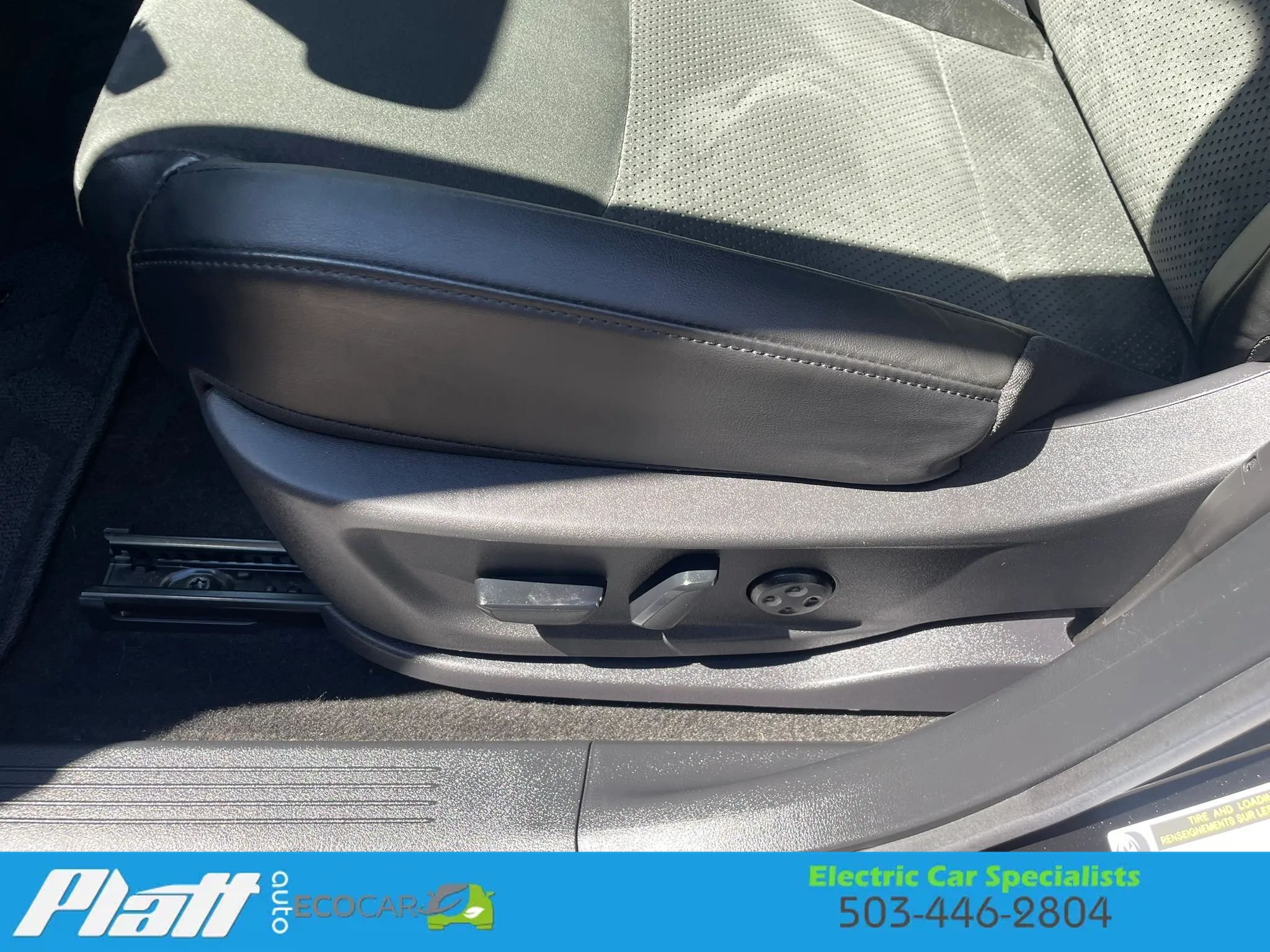 Used 2023 Nissan Ariya FWD image 26