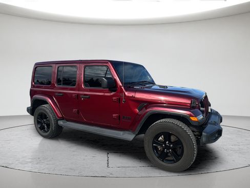 Used 2021 Jeep Wrangler Unlimited Sahara AWD/4WD image 2
