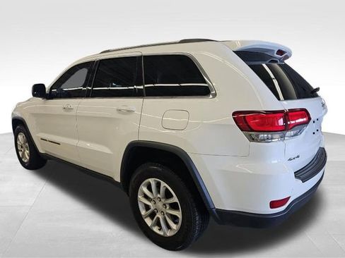 Used 2021 Jeep Grand Cherokee Laredo w/ Security & Convenience Group image 4