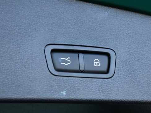 New 2026 Alfa Romeo Tonale w/ Black Premium Package image 26