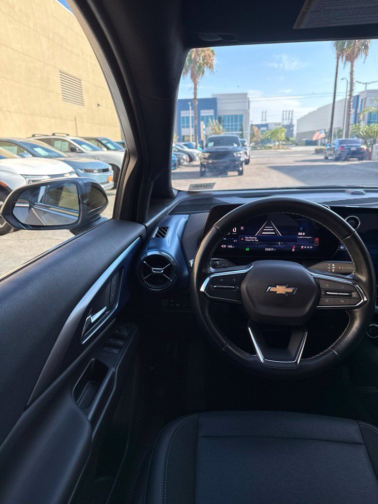 Used 2024 Chevrolet Equinox EV LT w/ LPO, Blackout Package FWD image 37
