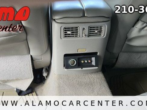 Used 2008 INFINITI M35 35 S w/ Technology Pkg image 32