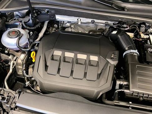 Certified 2025 Audi Q3 2.0T Premium Plus w/ Premium Plus Package image 31