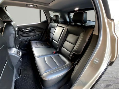 Used 2022 GMC Terrain AT4 w/ Tech Package AWD/4WD image 22